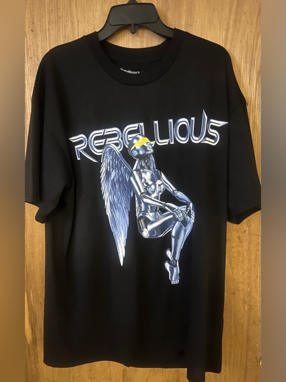 Brandmakers group Rebellious Graphic Angel Robot Tee - Black